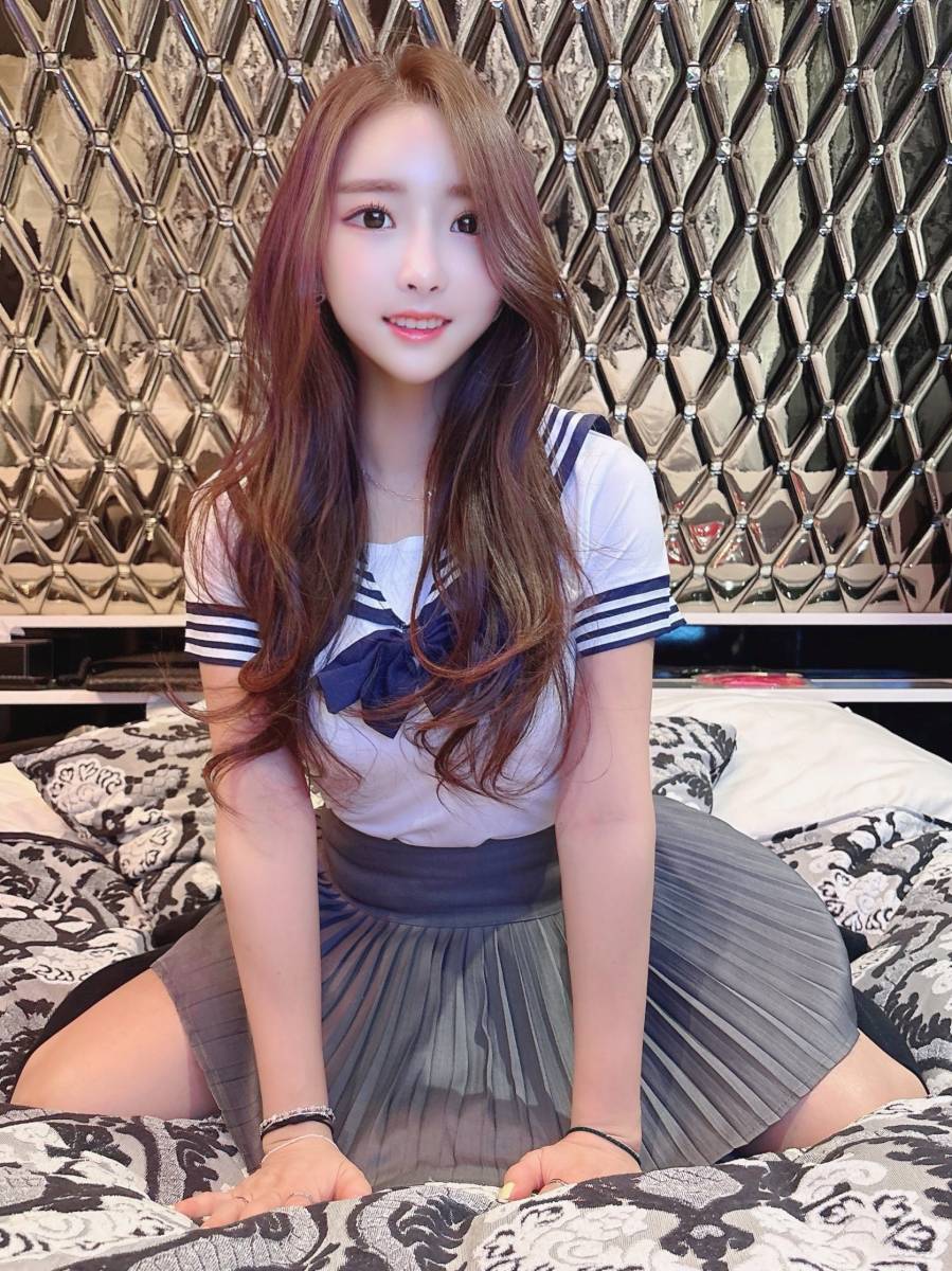 今夜私が頂くのは・・・お兄さんのキノコです!!!