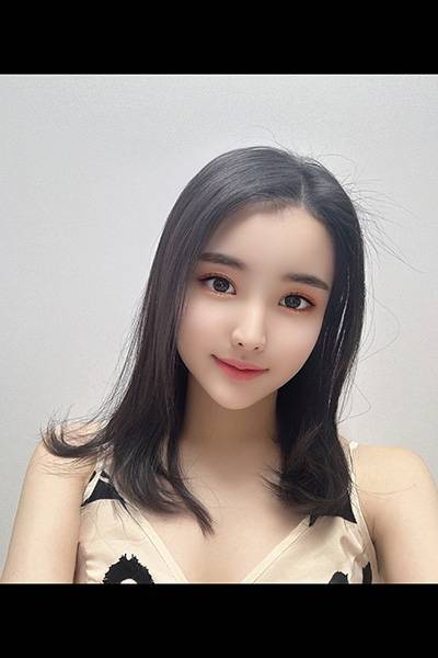 ユ・アインを応援してくれるお兄さん🙂