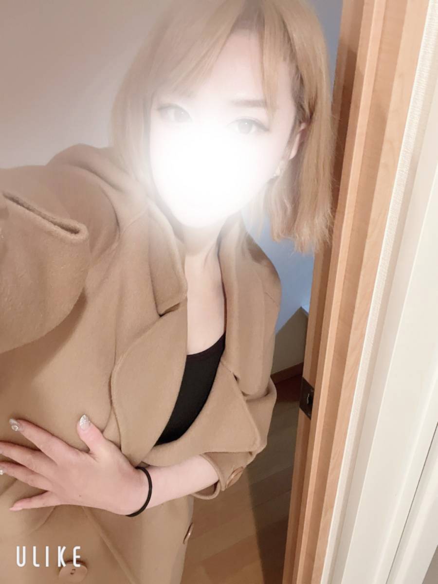 前からチラリ～！！！